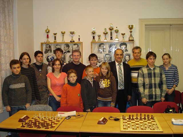 Přednášel ve Frýdku-Místku