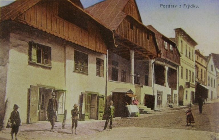 KUPECKÉ DOMY ZDOBÍ PAMĚTNÍ DESKA