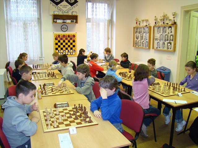 Postoupili na MČR škol