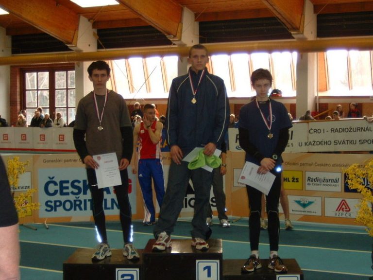 Další medaile atletů