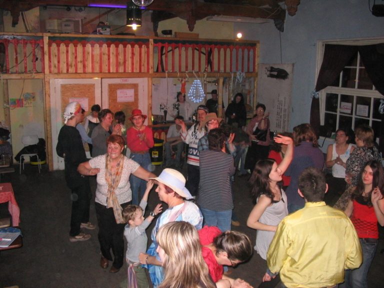 Sekáčový bál v ŽIRAFĚ, p.o.