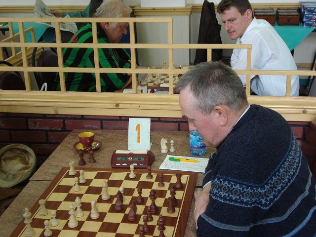 Přepište historii . . . !