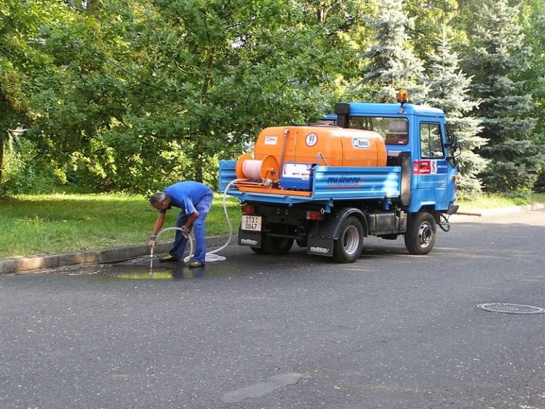 BLOKOVÉ ČIŠTĚNÍ ULIC POKRAČUJE