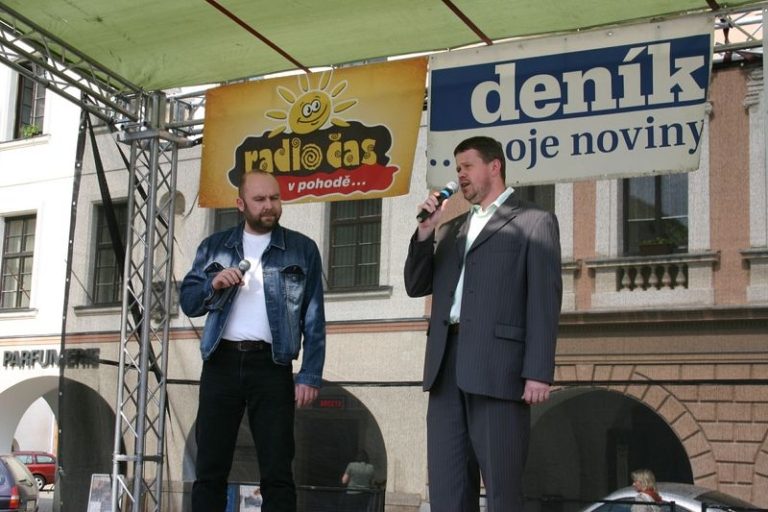 HOSTEM „DNE S DENÍKEM“  BYL NÁMĚSTEK PETR CVIK