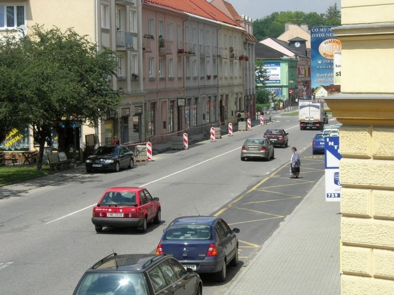 Oprava chodníku na TGM