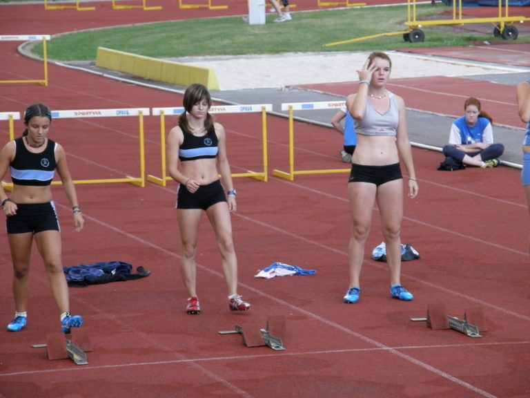 Starší žákyně Slezanu postupují