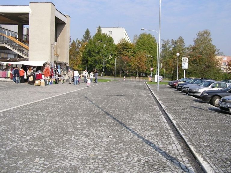 DOPRAVNÍ ZMĚNY U POLIKLINIKY