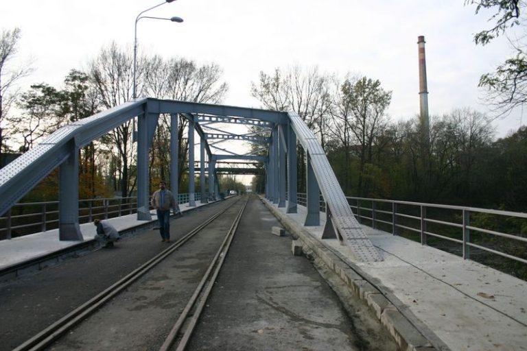 REKONSTRUKCE MOSTU V LÍSKOVCI FINIŠUJE