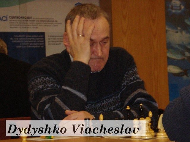 Začali prohrou . . . . .