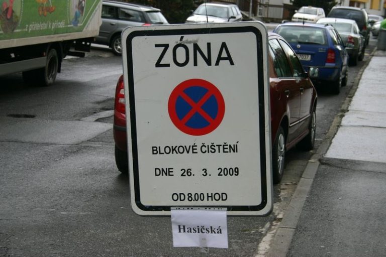VE ČTVRTEK STARTUJE BLOKOVÉ ČIŠTĚNÍ ULIC