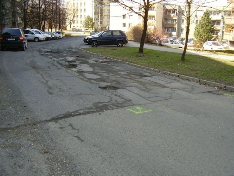 OPRAVY VÝTLUKŮ JSOU V PLNÉM PROUDU