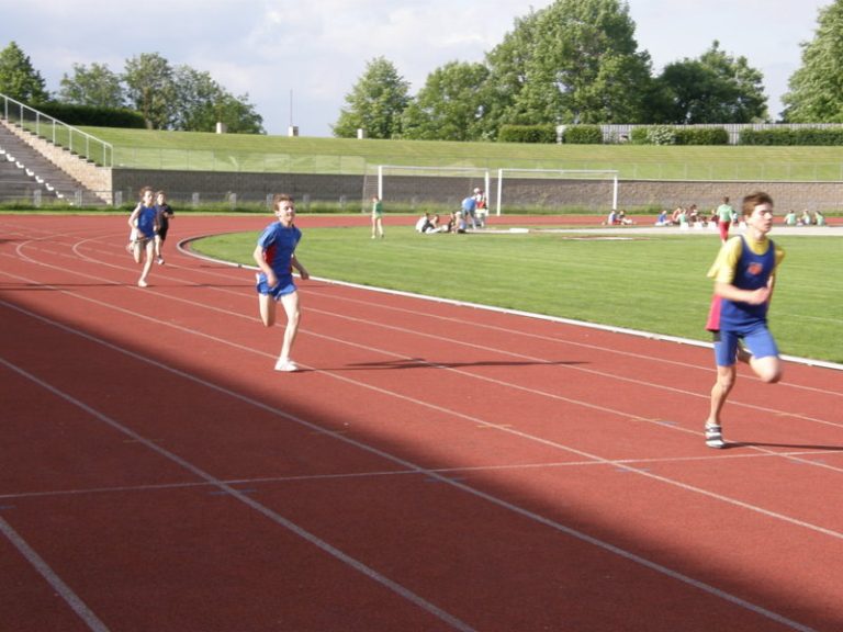 Přes oslabení mohou mladší žáci slavit postup