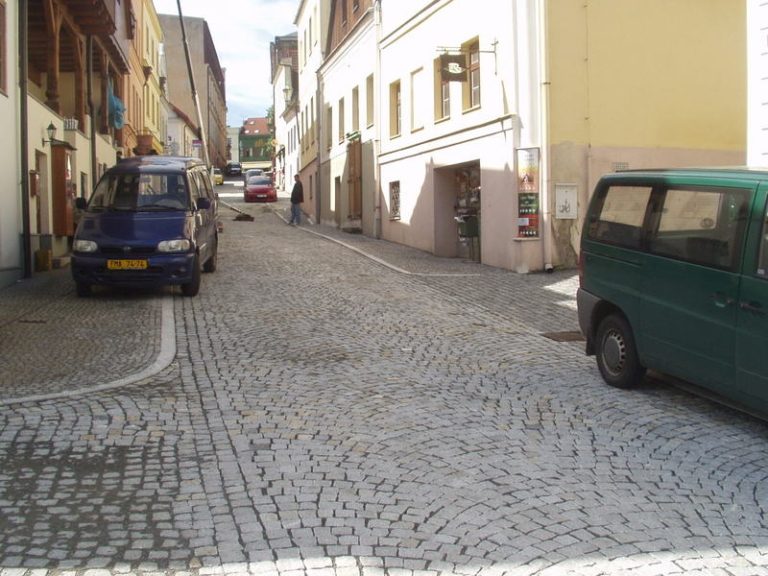 MPZ Frýdek – předláždění a úprava ul. Hluboká
