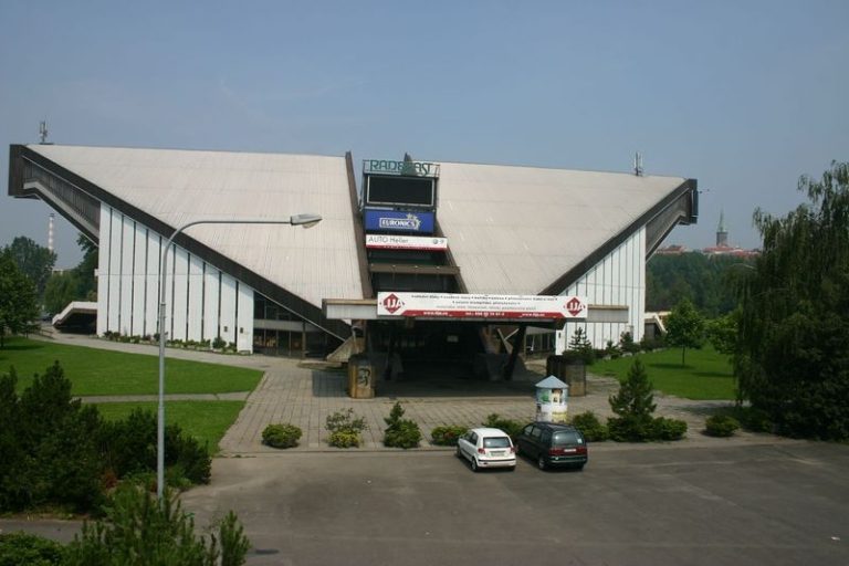 MĚSTO BUDE MÍT NOVOU HOKEJOVOU HALU A MULTIFUNKČNÍ CENTRUM