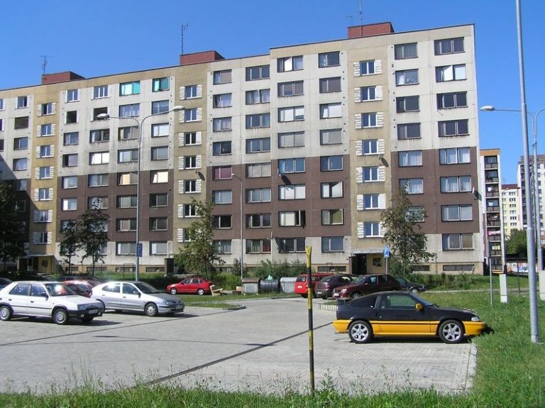 VLASTNÍCI DOMŮ NA SÍDLIŠTI SLEZSKÁ MOHOU ZÍSKAT DOTACE EU