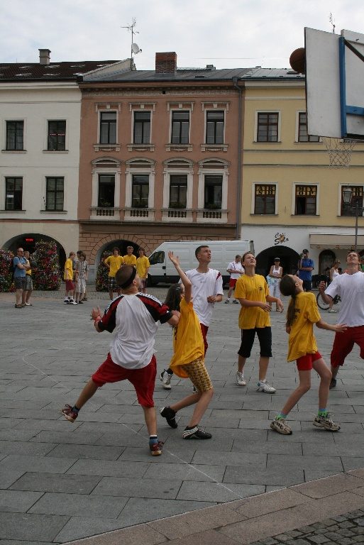 STREETBALL NA NÁMĚSTÍ