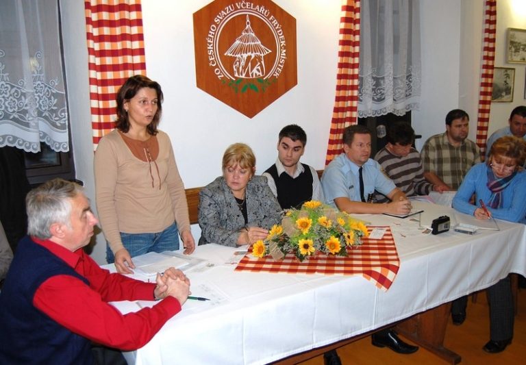 Chlebovice trápí spadané listí