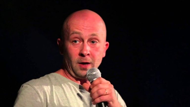 STAND-UP COMEDY NA STOJÁKA VE STOUNU