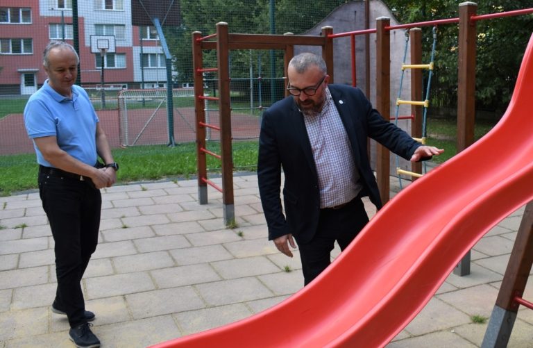 PRIMÁTOR NAŘÍDIL KONTROLU STAVU DĚTSKÝCH HŘIŠŤ