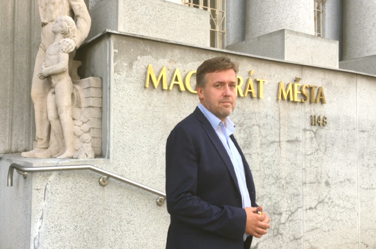 NEJLEPŠÍM MANAŽEREM VEŘEJNÉ SPRÁVY ZA LOŇSKÝ ROK JE TAJEMNÍK FRÝDECKO-MÍSTECKÉHO MAGISTRÁTU