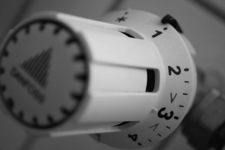 NAVÝŠENÍ ZÁLOH NA SLUŽBY OBECNÍCH BYTŮ (MIMO DISTEP)