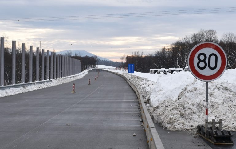 ŘIDIČI PROJEDOU OBCHVATEM V CELÉ DÉLCE JEŠTĚ PŘED VÁNOCI