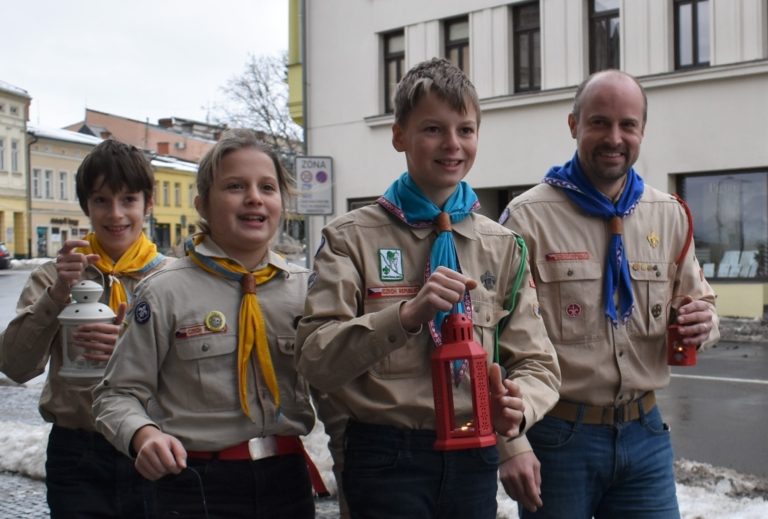 PŘIJĎTE SI NA MAGISTRÁT PRO BETLÉMSKÉ SVĚTLO