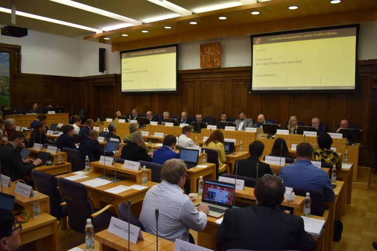 ZASEDÁNÍ ZASTUPITELSTVA MĚSTA FRÝDKU-MÍSTKU ONLINE