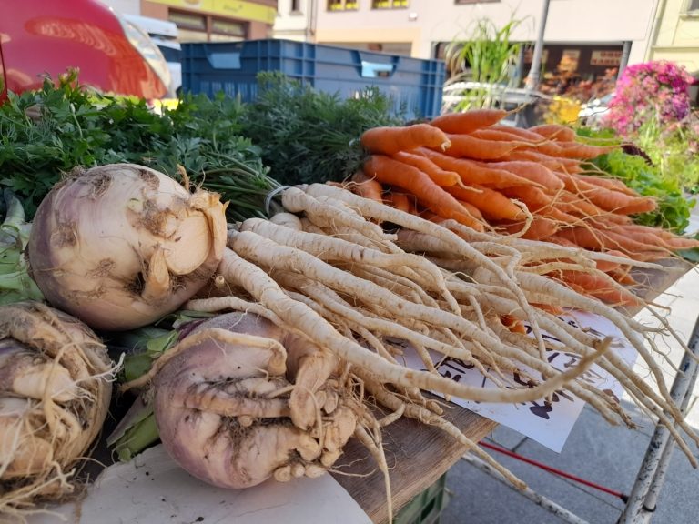 FARMÁŘI OPĚT ZAPLNÍ NÁMĚSTÍ