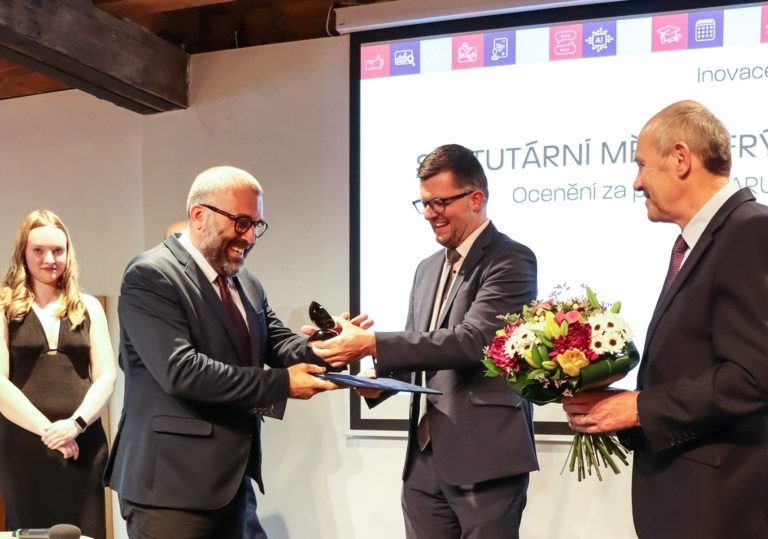 MAGISTRÁT ZÍSKAL DVĚ CENY MINISTERSTVA VNITRA