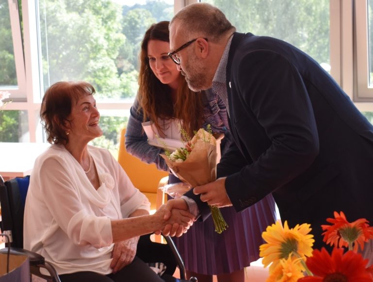 PRIMÁTOR BLAHOPŘÁL JUBILANTŮM V DOMOVĚ PRO SENIORY