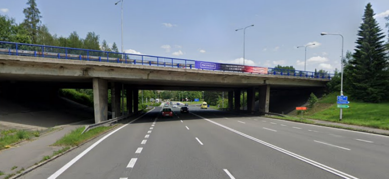 AKTUALIZACE: OPRAVA MOSTŮ V BESKYDSKÉ ULICI POTRVÁ DÉLE