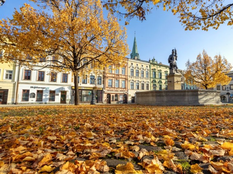 STŘED FRÝDECKÉHO NÁMĚSTÍ NA ZKOUŠKU BEZ AUT. FRÝDEK-MÍSTEK SE ZAPOJÍ DO EVROPSKÉHO TÝDNE MOBILITY