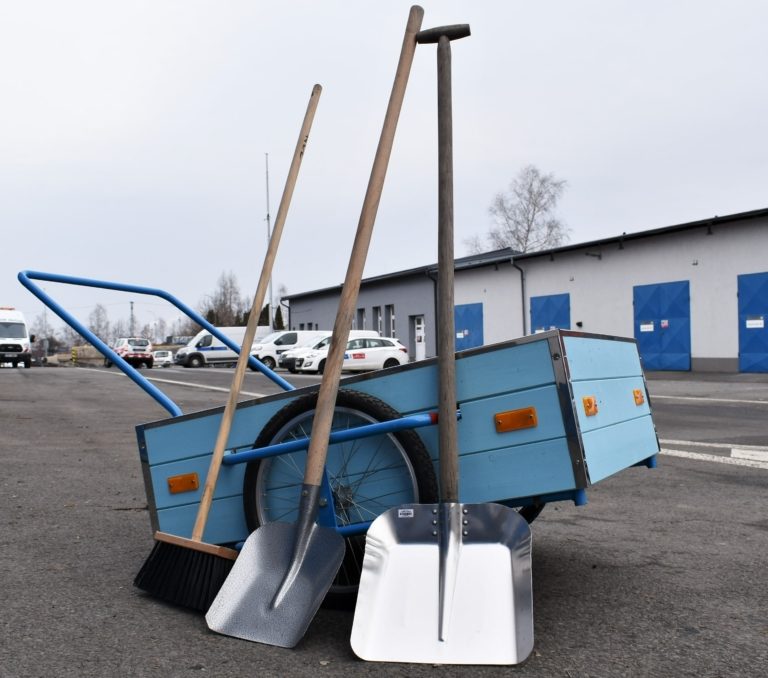 UKLIDÍ A ZÍSKAJÍ STRAVENKU. NOVÝ PROJEKT PRO BEZDOMOVCE VE FRÝDKU-MÍSTKU