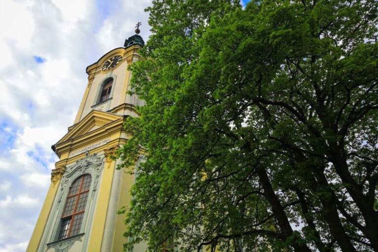 VARHANY, HOUSLE I ZPĚV. KOSTEL V MÍSTKU O PRÁZDNINÁCH OŽIJE HUDBOU