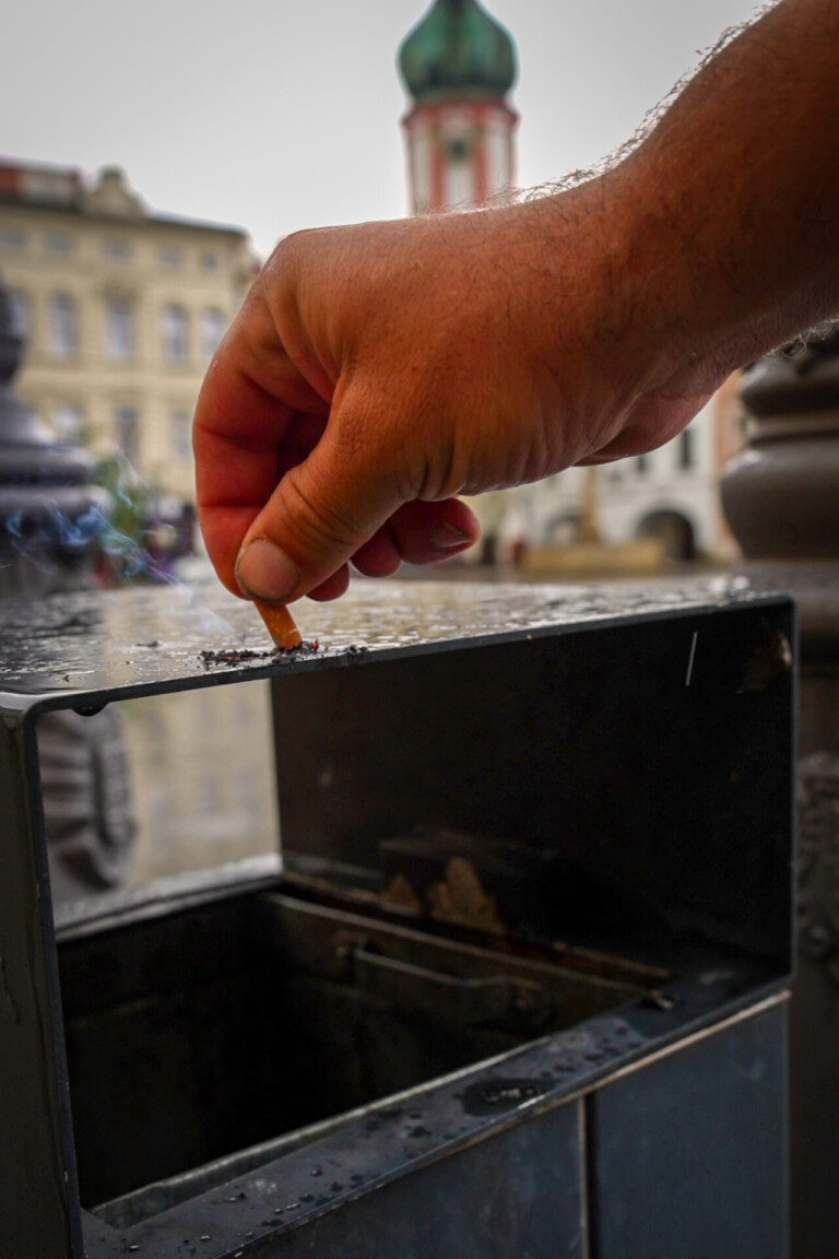 FRÝDEK-MÍSTEK BOJUJE PROTI NEDOPALKŮM V ULICÍCH MĚSTA