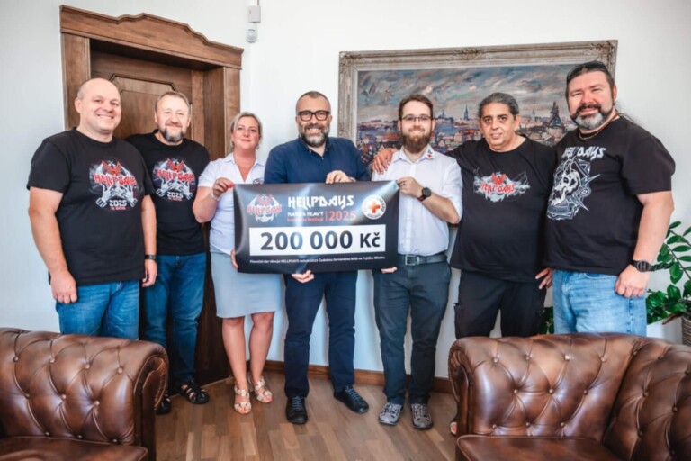 VÝTĚŽEK Z FESTIVALU HELLPDAYS 2025 PRO ČESKÝ ČERVENÝ KŘÍŽ