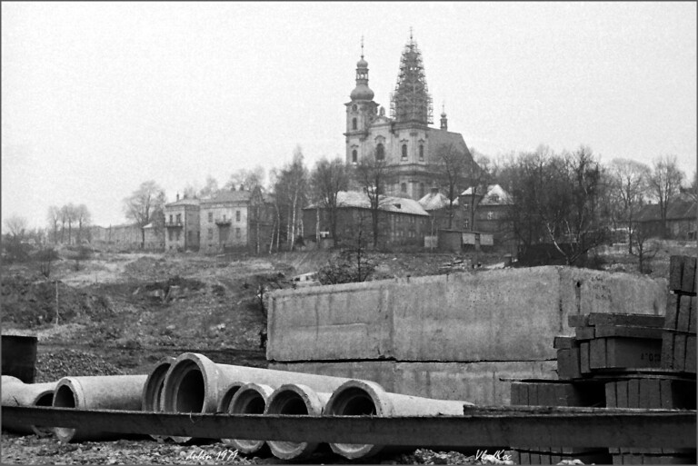 POZVÁNKA NA KOMENTOVANOU PROJEKCI HISTORICKÝCH FOTOGRAFIÍ FRÝDKU-MÍSTKU
