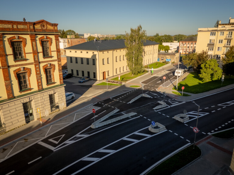 TĚŠÍNSKÁ DOKONČENA: KOMUNIKACE JE BEZPEČNĚJŠÍ PRO CHODCE