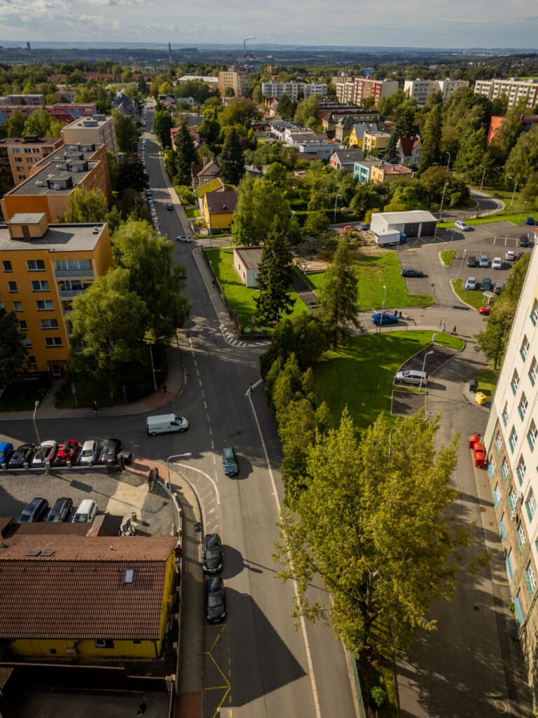 ÚPLNÉ UZAVŘENÍ ČÁSTI UL. ELIŠKY KRÁSNOHORSKÉ