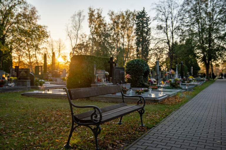 FRÝDEK-MÍSTEK SPUSTIL HŘBITOVNÍ APLIKACI, OBČANÉ NAJDOU ÚDAJE O HROBECH