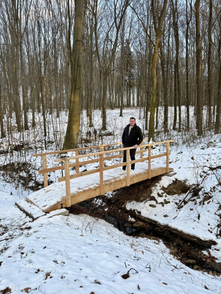 NOVÉ MŮSTKY V HÁJKU – ZVEME VÁS NA PROCHÁZKU LESEM