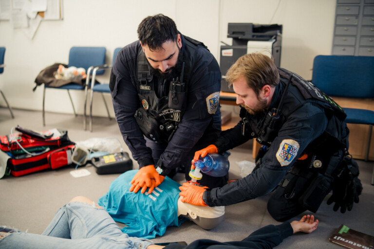 STRÁŽNÍCI VE FRÝDKU-MÍSTKU SE PRAVIDELNĚ ODBORNĚ PŘIPRAVUJÍ NA KRIZOVÉ SITUACE