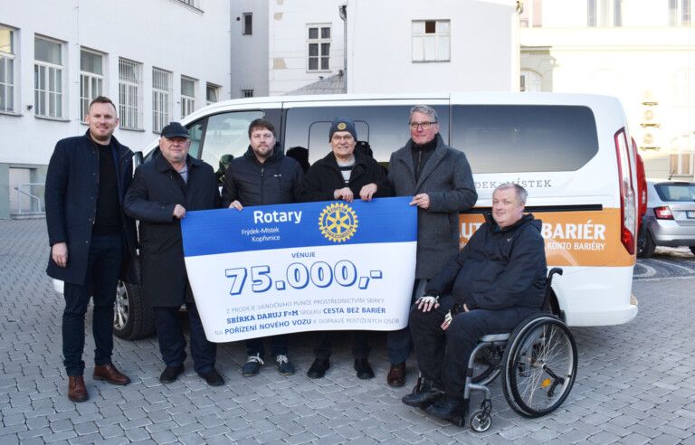 PRODEJEM PUNČE BĚHEM ADVENTU VYBRALI NA DOBROU VĚC 75 TISÍC KČ