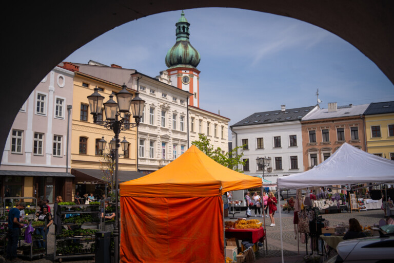ZAHÁJENÍ LETOŠNÍ SEZONY BESKYDSKÝCH FARMÁŘSKÝCH TRHŮ SE BLÍŽÍ. ODSTARTUJÍ V KVĚTNU