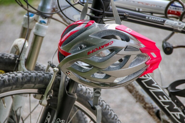 KAMPAŇ NA KOLE JEN S PŘILBOU LETOS STARTUJE POD ZÁŠTITOU MĚSTA