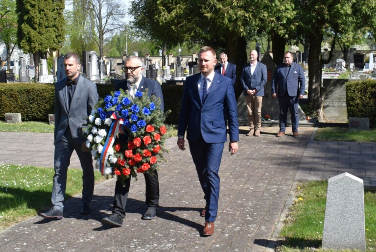 VEDENÍ FRÝDKU-MÍSTKU SI PŘIPOMENULO OSVOBOZENÍ MĚSTA