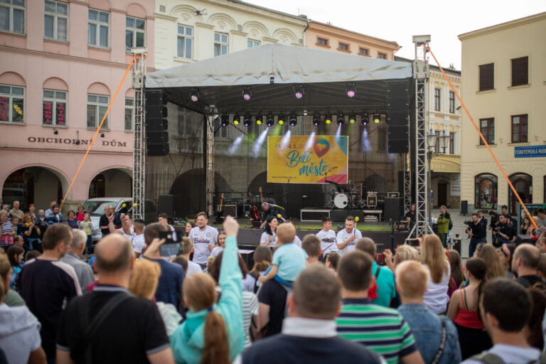 FRÝDEK MÍSTEK ZNOVU OŽIJE DVOUDENNÍM FESTIVALEM BOŽÍ MĚSTO