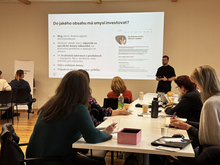 DALŠÍ ROČNÍK PROGRAMU PODNIKEJ F≈M OTEVŘEL SEMINÁŘ VĚNOVANÝ AI