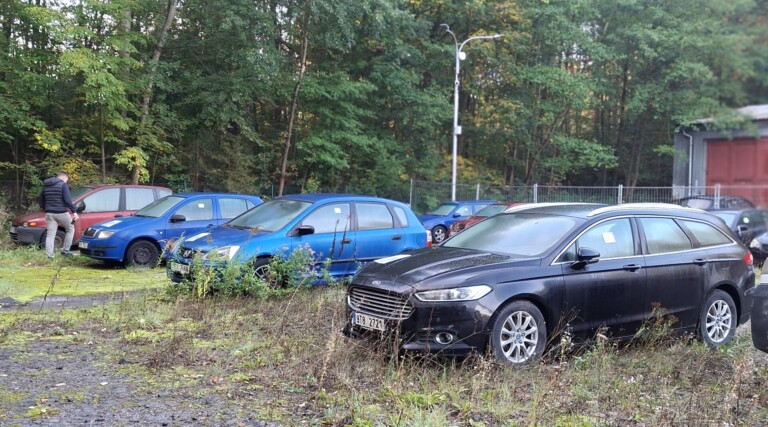 DRAŽBA AUT ODTAŽENÝCH Z ULIC